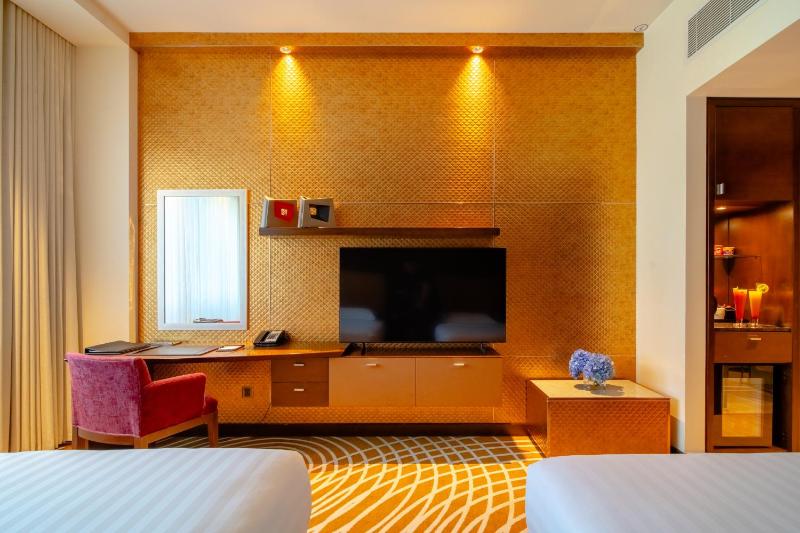 Superior Twin Room - Beach transfer & Free Shuttle to Deira city center mall image 4