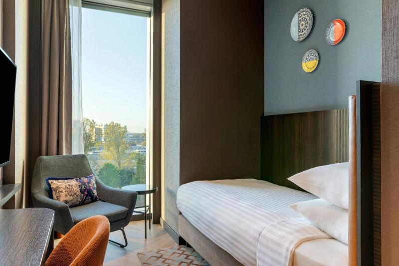 Single Room image 1