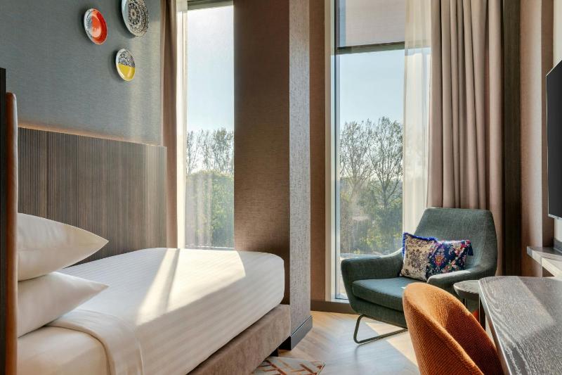 Single Room image 3