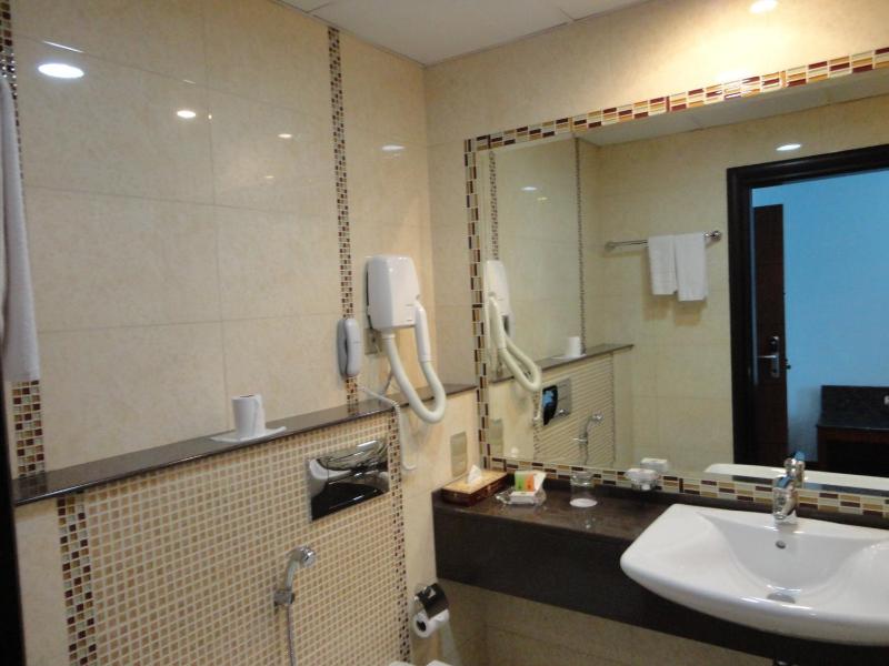 Royal Executive Suite image 4