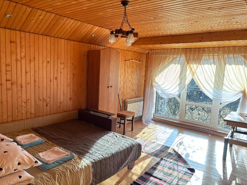 Double Room with Mountain View image 3