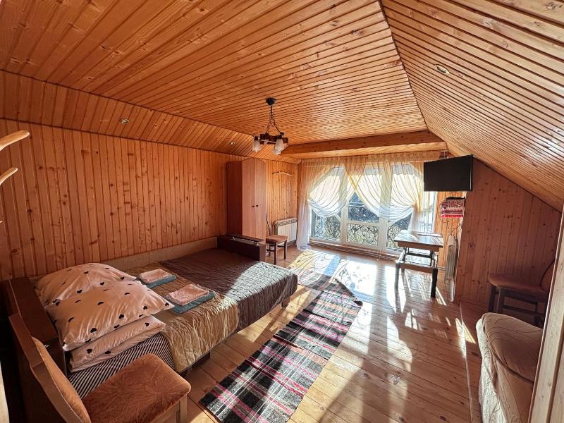 Double Room with Mountain View image 1