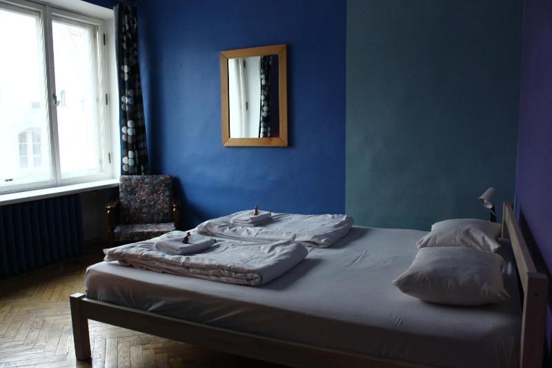 Double Room with Shared Bathroom image 4