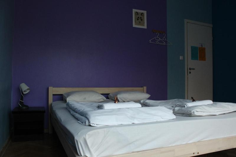 Double Room with Shared Bathroom image 3