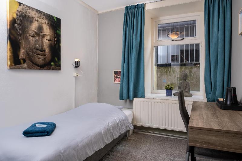 Standard Single Room image 1