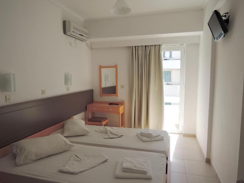 Fantasia Hotel Apartments - image 8