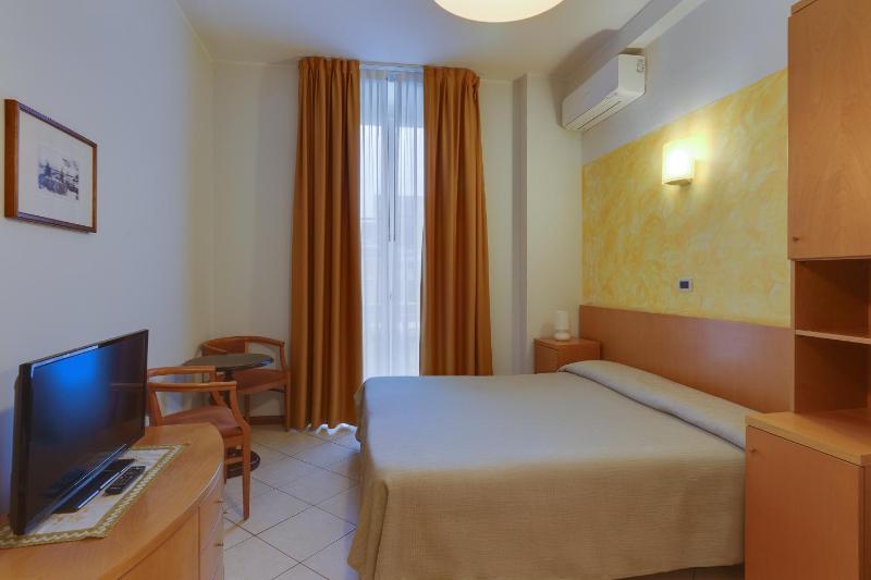 Standard Apartment image 3