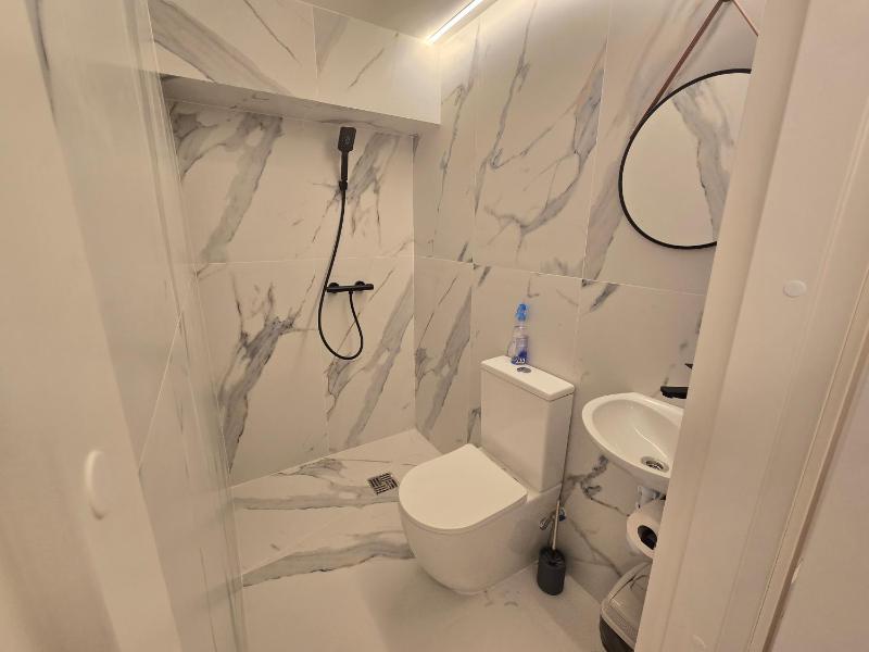 T5 Studio apartment - image 17