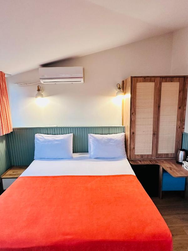 Superior Double Room image 4