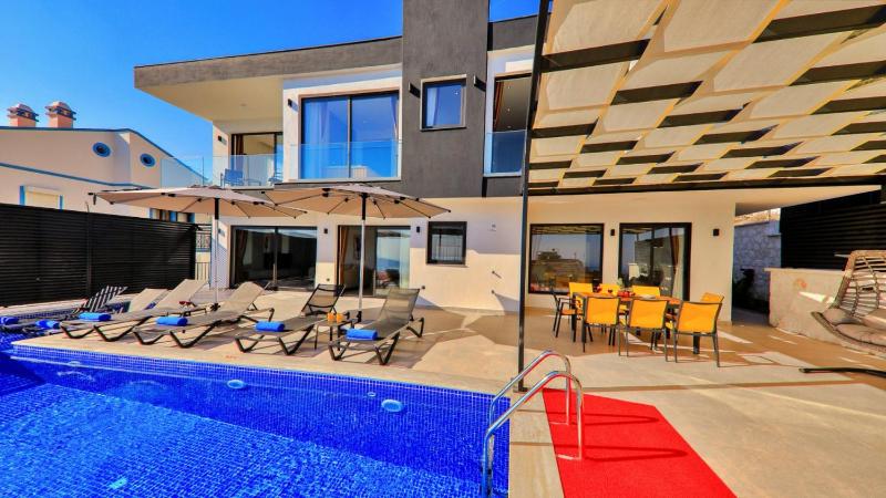 Kalkan 4 Bedroom Villa - image 18
