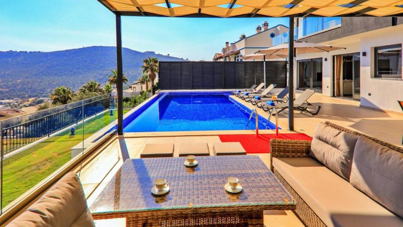Kalkan 4 Bedroom Villa - image 29