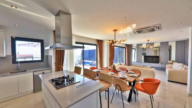 Kalkan 4 Bedroom Villa - image 24