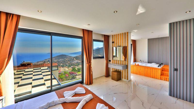 Kalkan 4 Bedroom Villa - image 44