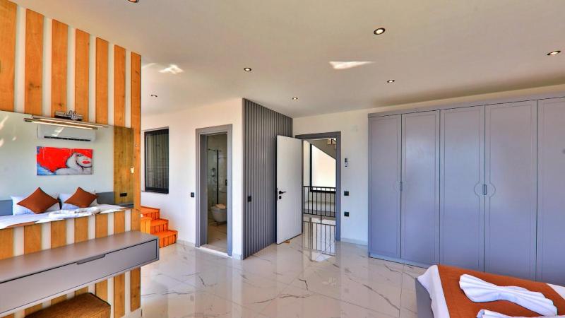 Kalkan 4 Bedroom Villa - image 7