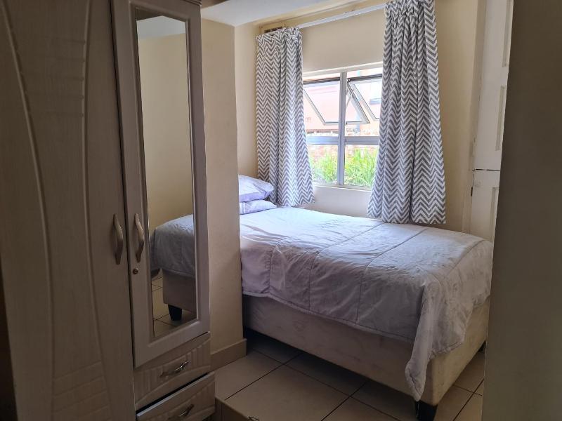 Bluff Accommodation Aybriden Self-Catering - image 5