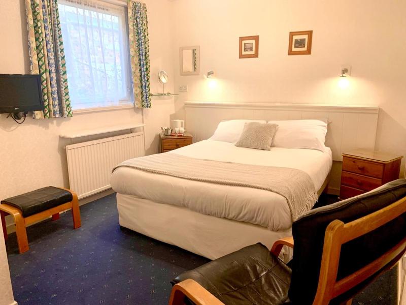 Double Room image 1