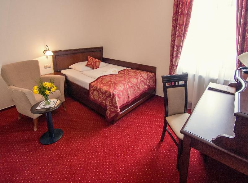 Single Room image 1