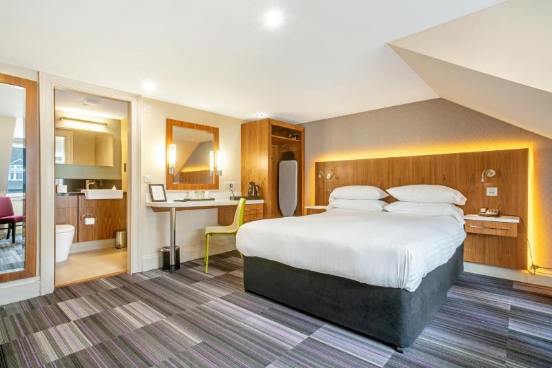 Standard Double Room image 1