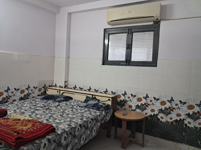 Prayag Hospice's Premium Home Stay Facility - image 15