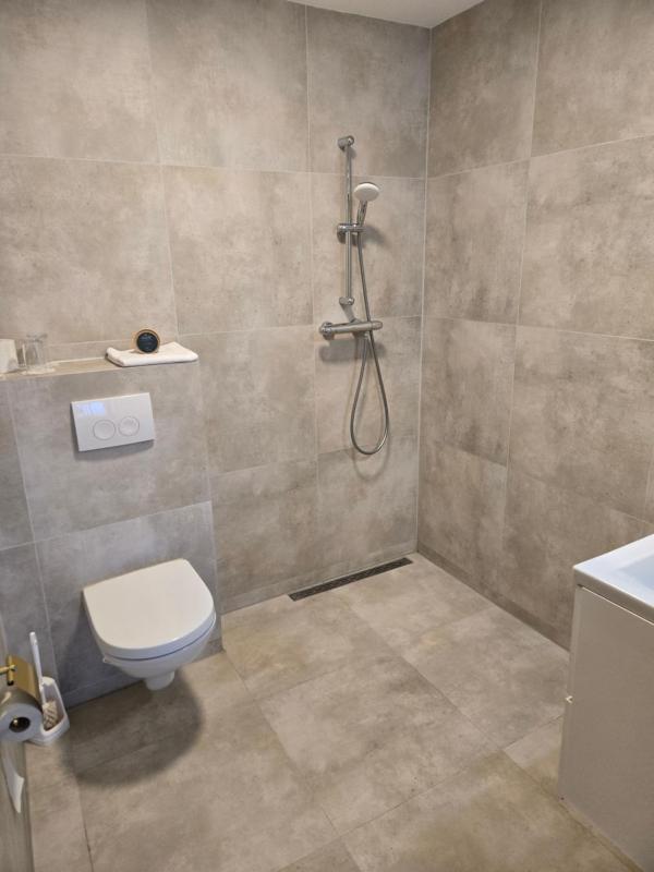 Triple Room image 2