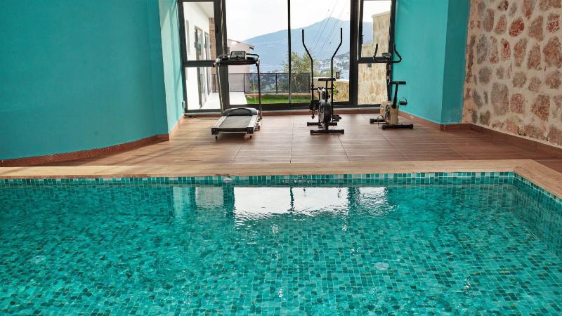 Kalkan 4 Bedroom Villa - image 24