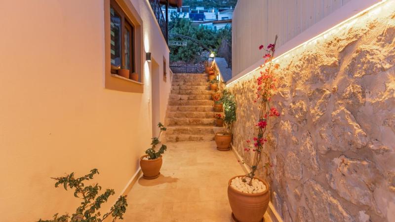 Kalkan 4 Bedroom Villa - image 12