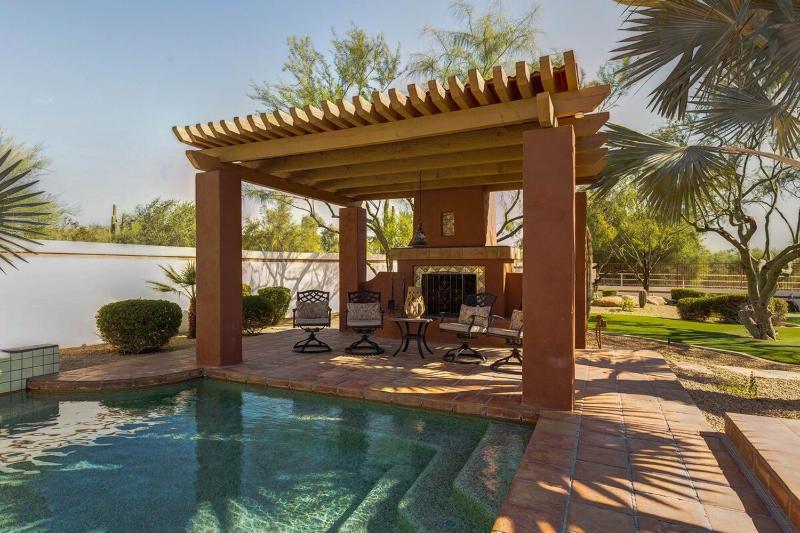 Rancho Relaxo by PaseoHomesAZ with Pool Spa and Separate Casita - image 6