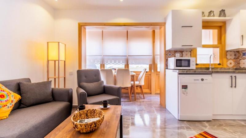 Apartment in the Old Town - image 22