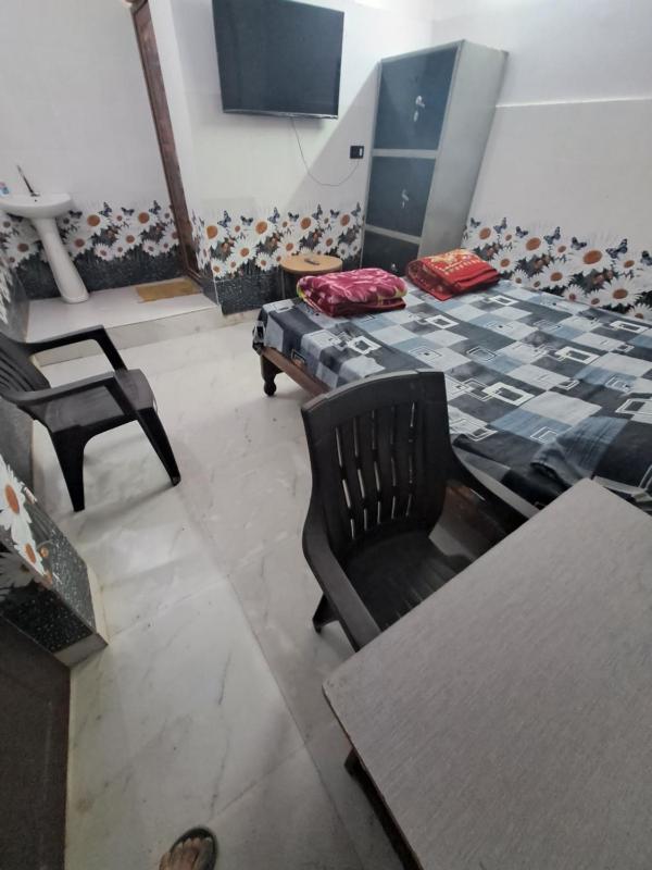 Prayag Hospice's Premium Home Stay Facility - image 13
