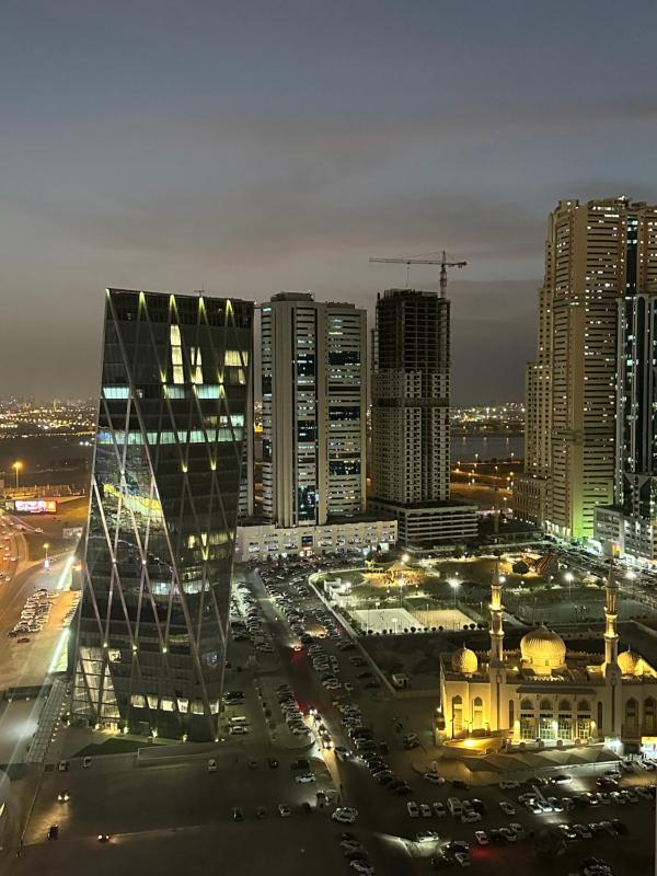 Entire 1-Bedroom Apartment in Sharjah Tower - image 15