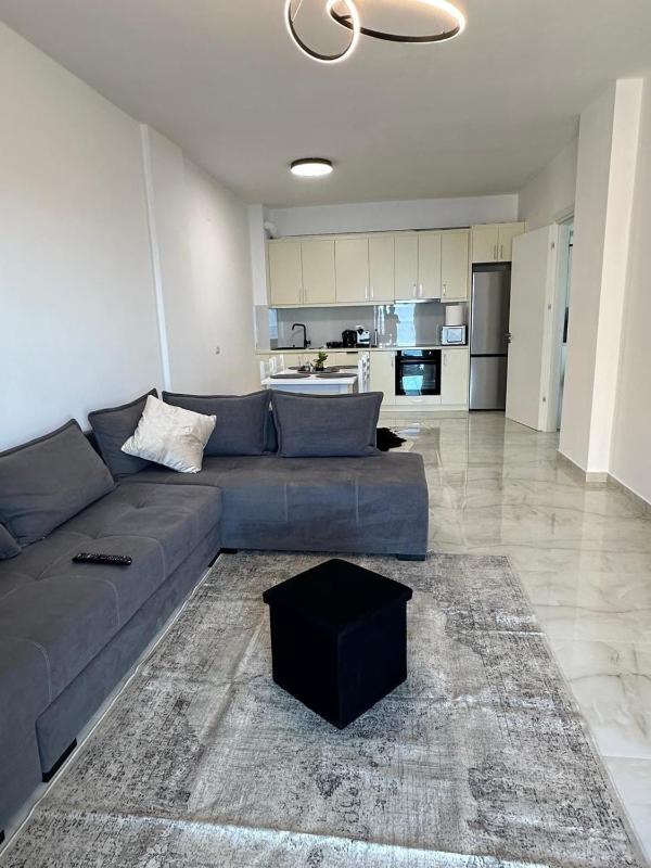 Seaview Luxury Apartment - image 10