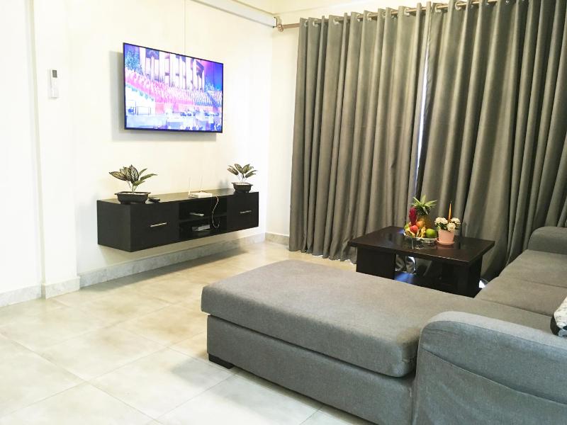 Tropical Retreat - image 5
