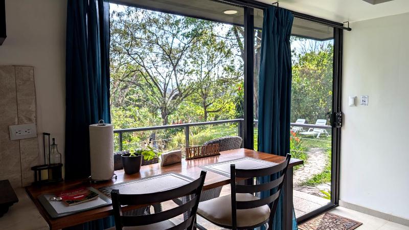 Fully furnished lodge with hot tub and pool - Alto Castillo - image 3