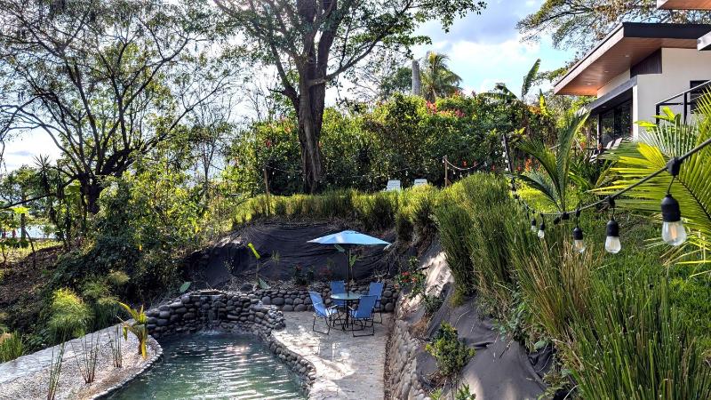 Fully furnished lodge with hot tub and pool - Alto Castillo - image 14