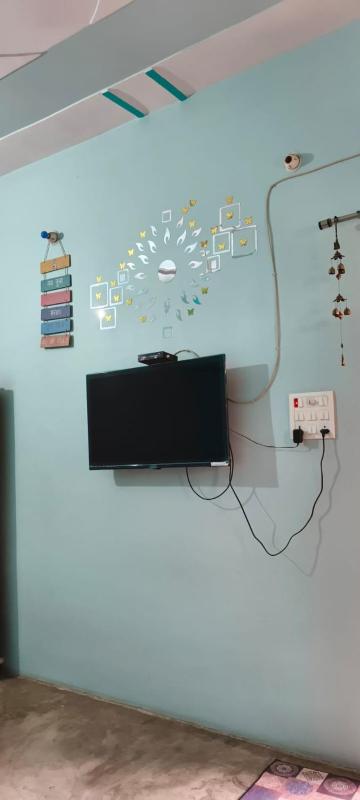 Daya Home Stay 1 km to Sangam Mahakumbh - image 10