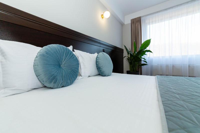 Superior Double or Twin Room with Terrace image 4