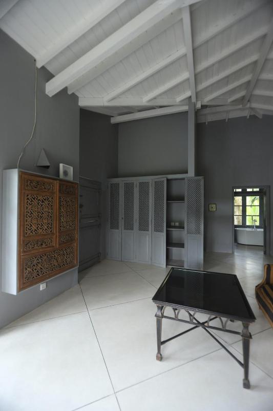 Koggala Lake Villa 1 with 3 bedrooms - image 14