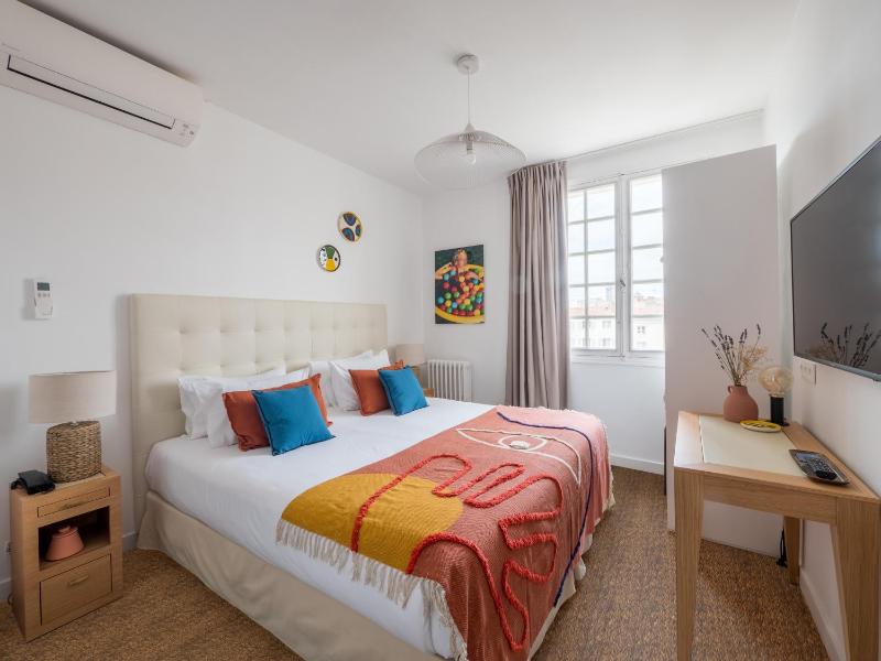 Superior Double Room image 1