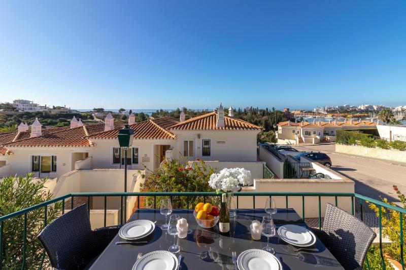 Townhouse nº30 with fantastic sea views - image 9