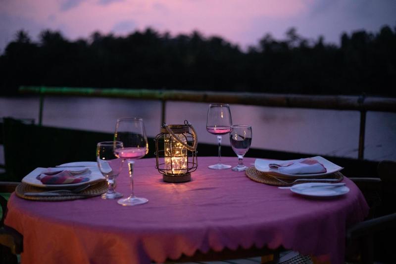 Yathra Houseboat - image 23