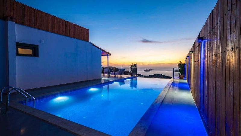 2 Bedroom Villa with Pool - image 38