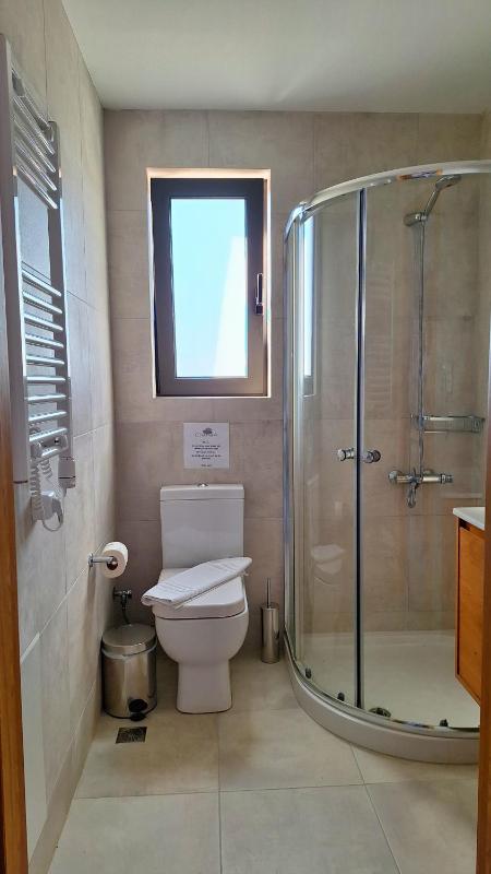 Superior Family Suite with sea view image 2