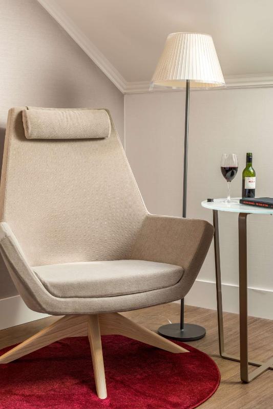 Standard Single Room image 4