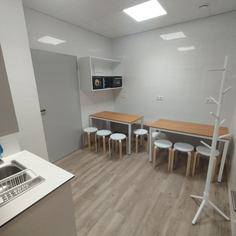 Double Room image 3