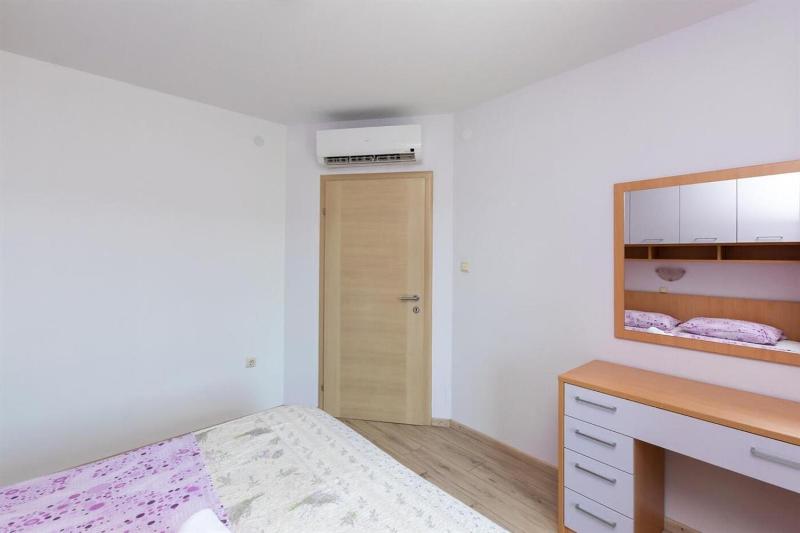Guesthouse Lopar (4421) - image 33