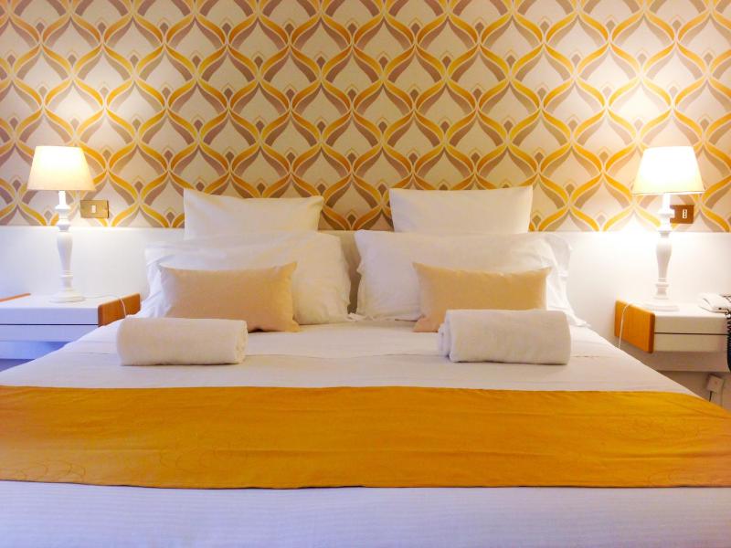 Standard Double or Twin Room image 4