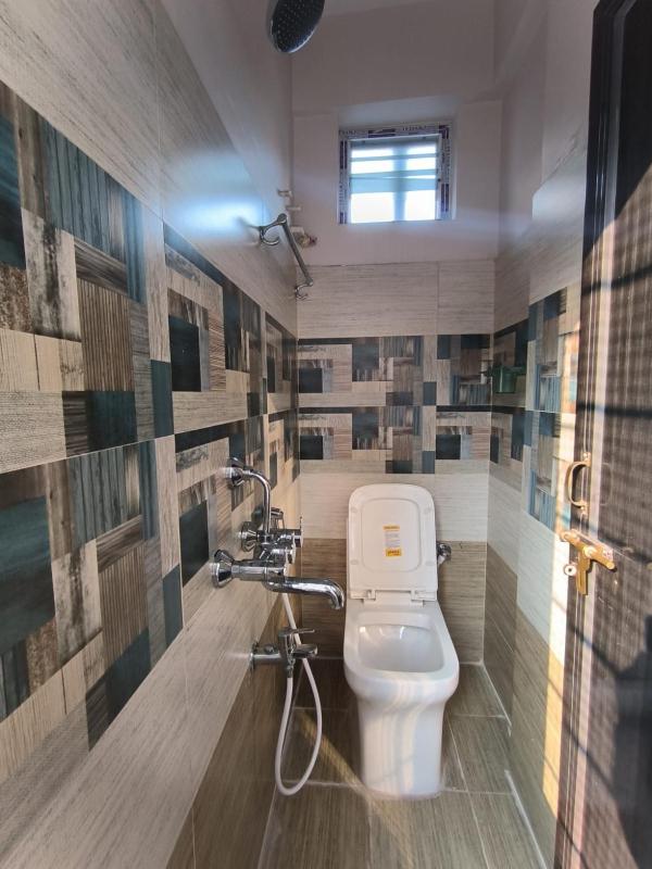 Swagan Home Stays Air Conditioned Deluxe ONE BED ROOM Studio Apartment - image 14