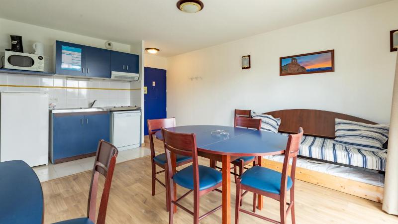 Two-Bedroom Apartment (4-6 Persons) image 4