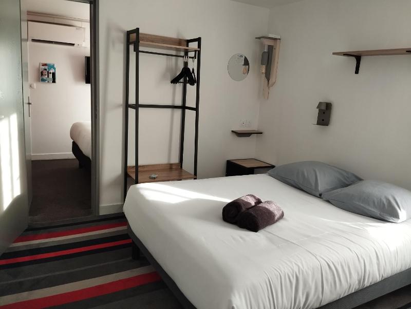 Quadruple Room image 1
