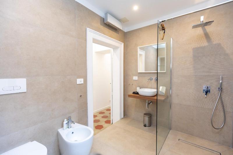 Casa Charlotte by Ortigia Apartments - image 11